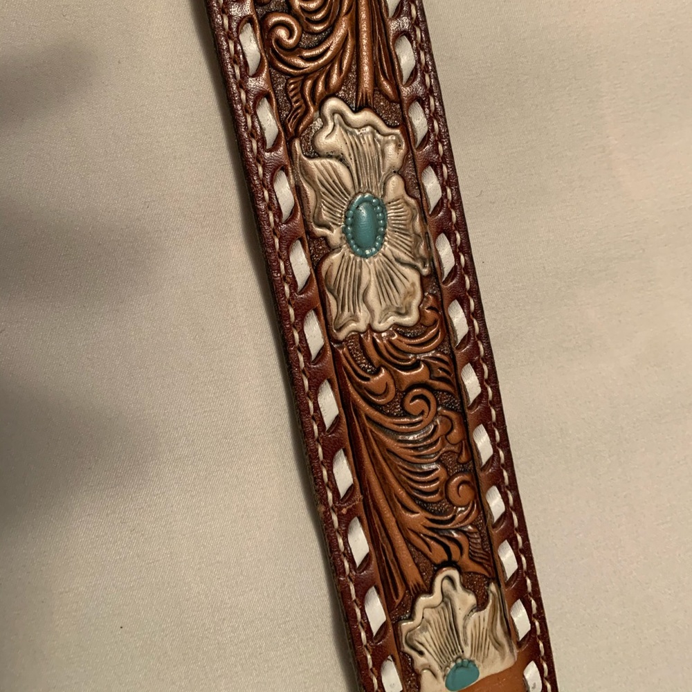 Not for sale, ISO Tony Lama belt like this